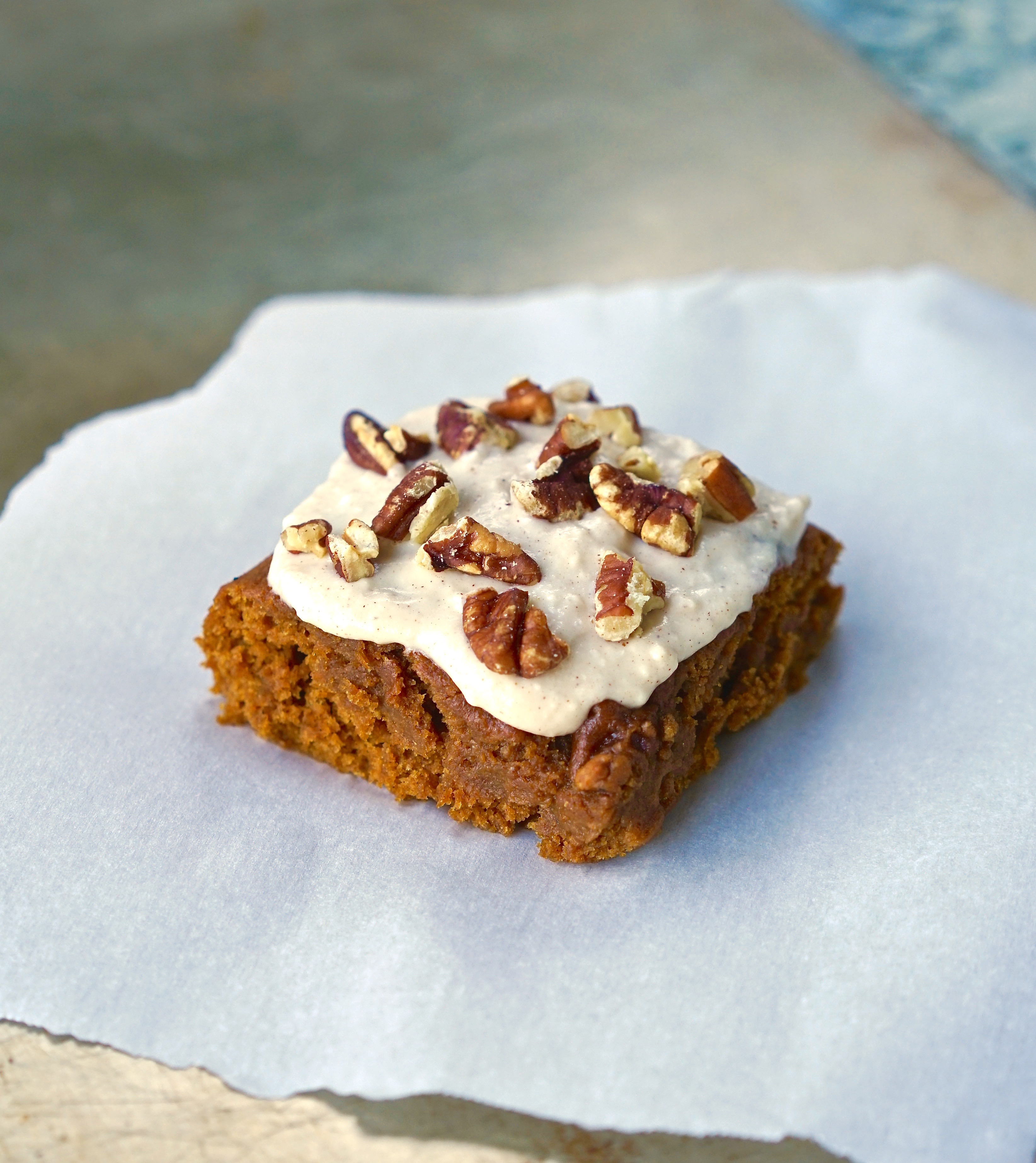 Vegan Pumpkin Spice Bars with Maple Cream Cheese Frosting | Living Healthy in Seattle