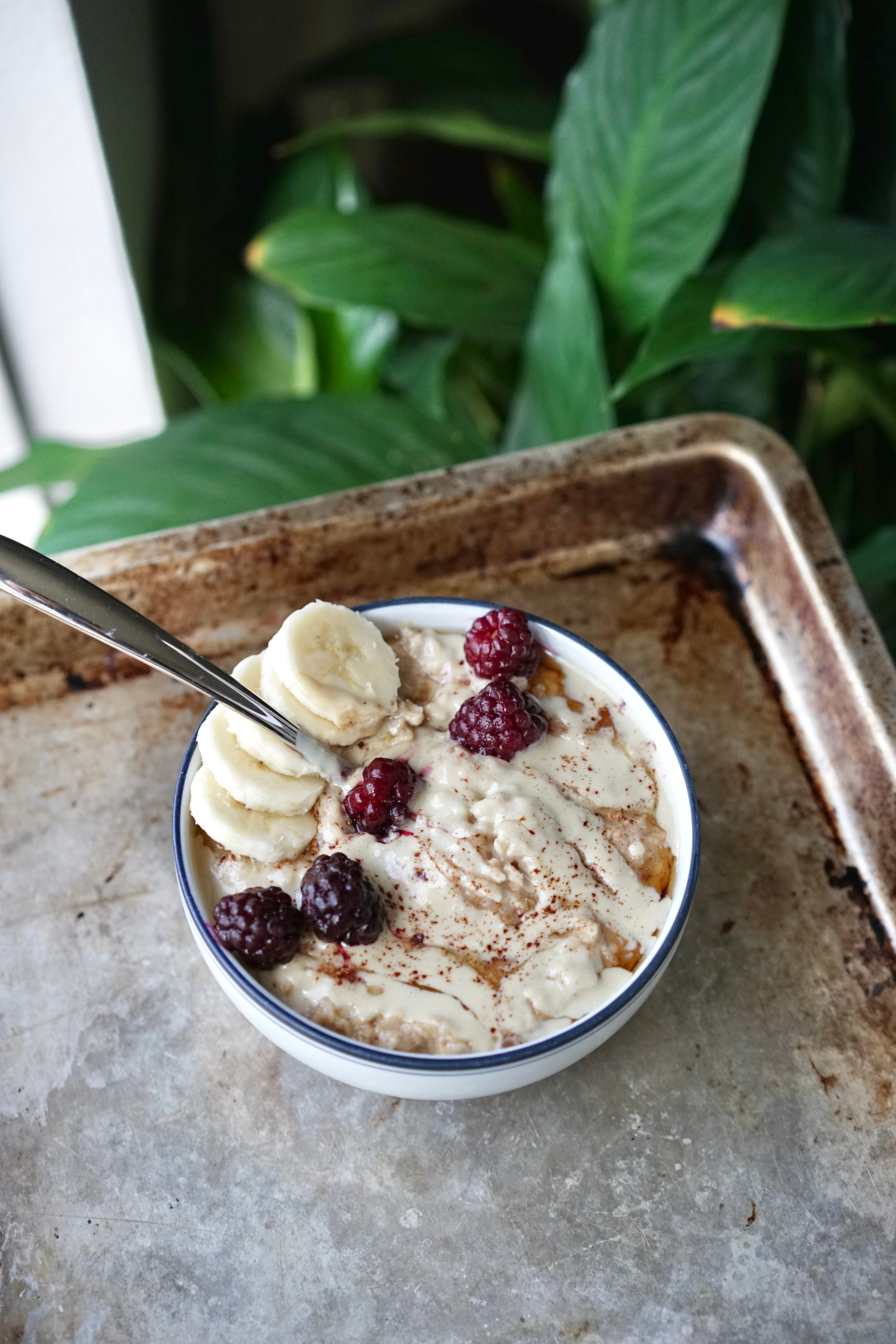 Maple Tahini Date Oatmeal with Cinnamon | Living Healthy in Seattle